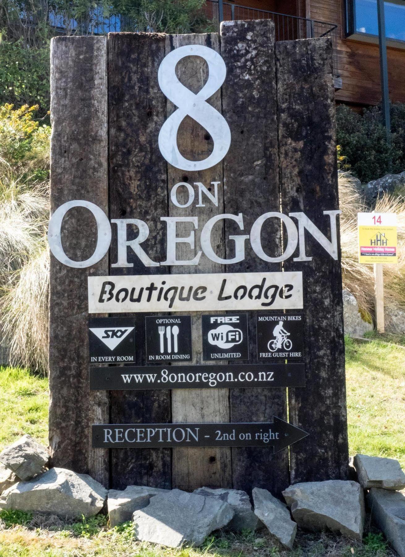 8 On Oregon Boutique Lodge Ханмер Спрингс Екстериор снимка